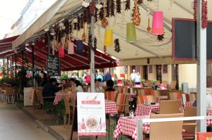 539077_10151160585191970_1626001381_n