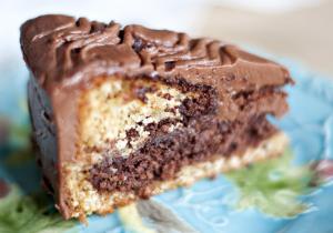 Oppskrift og bilde er hentet fra Det norske kakebordet av Hege Norman-Stormbringer og Anna-Ma Olsson på Scibsted Forlag.