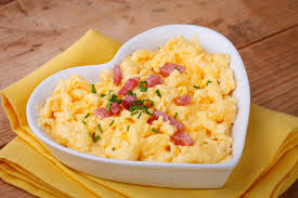 Eggerøre med kokt skinke