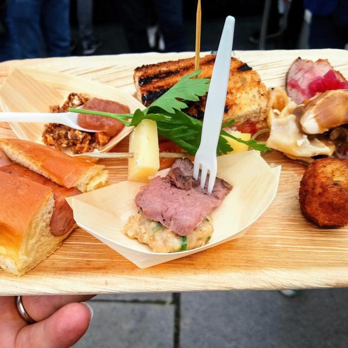 41149358_10156419514811970_6704158767522512896_n